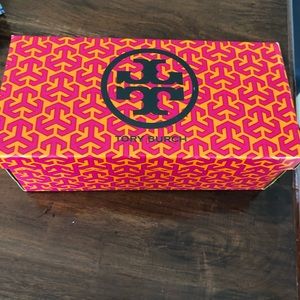 Tory Burch shoe box